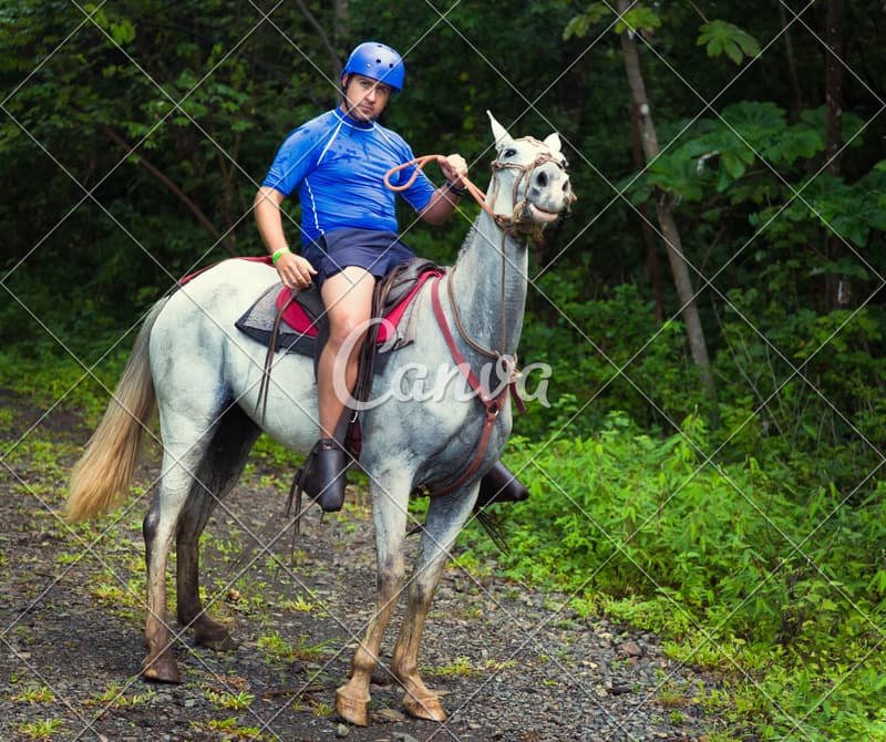 Horseback Riding Hacienda Pozo Azul